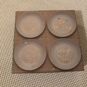 COPY - Set of 4 Prima design porcelain plates